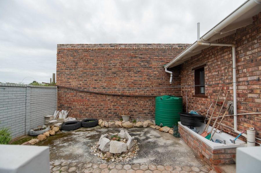 4 Bedroom Property for Sale in Humewood Extension Eastern Cape